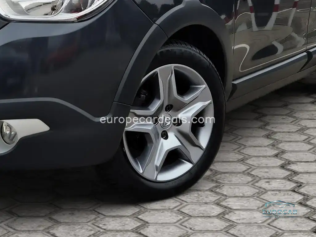Dacia Lodgy