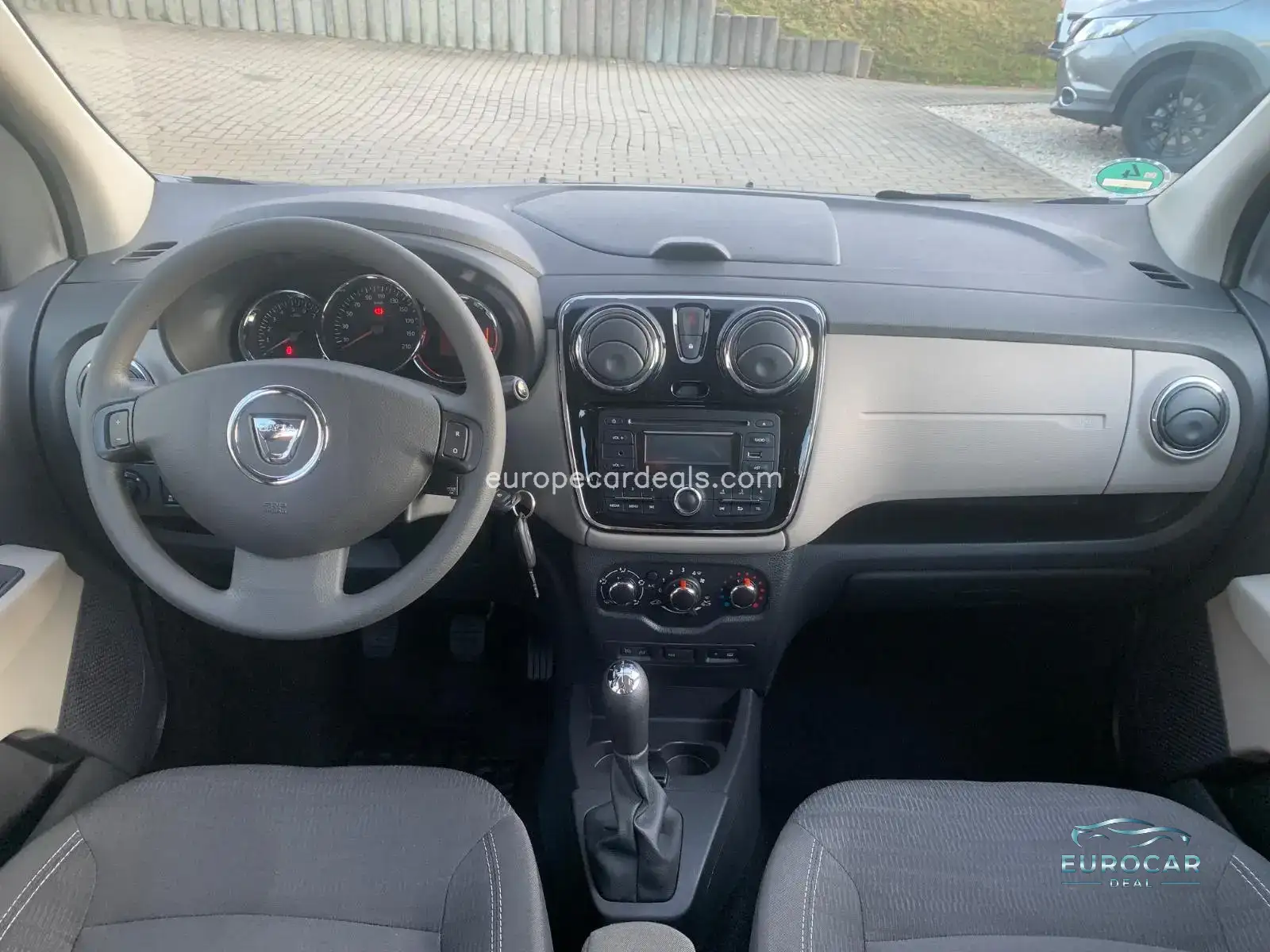 Dacia Lodgy
