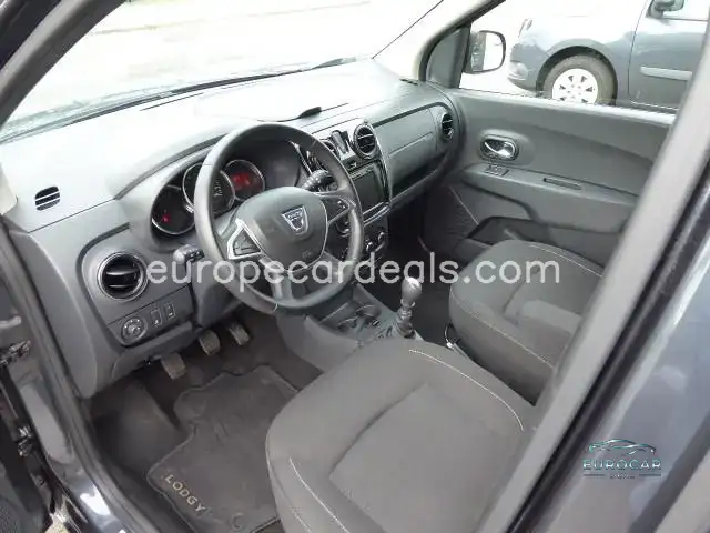 Dacia Lodgy