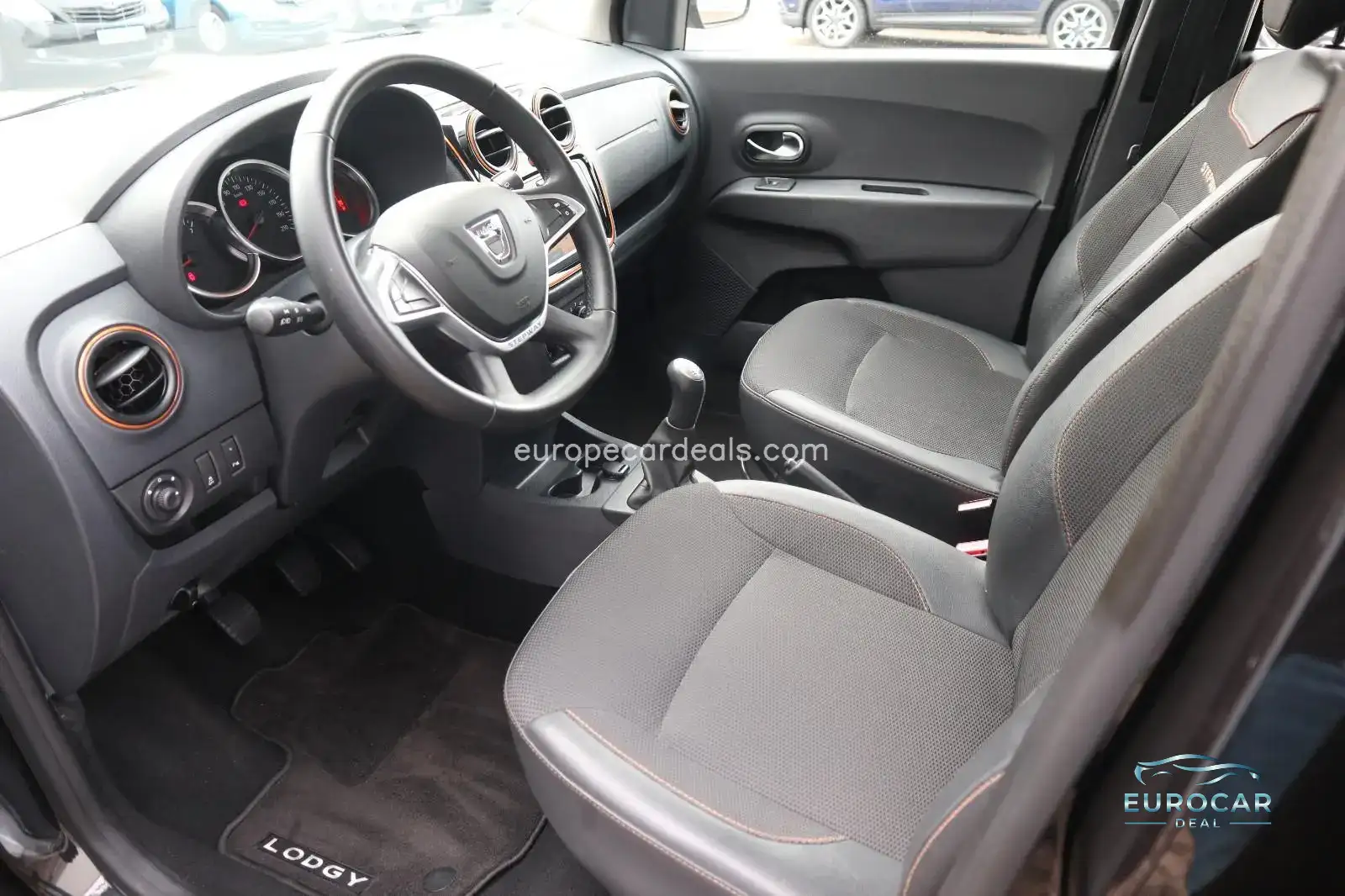 Dacia Lodgy