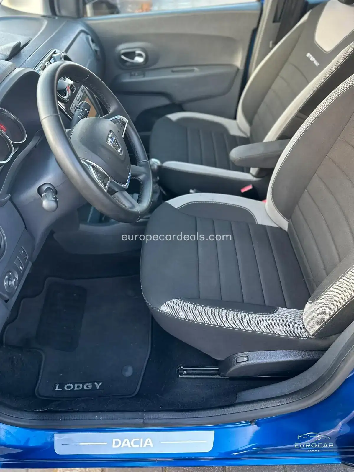 Dacia Lodgy