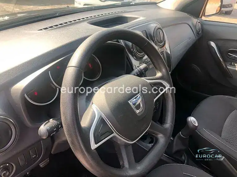 Dacia Logan