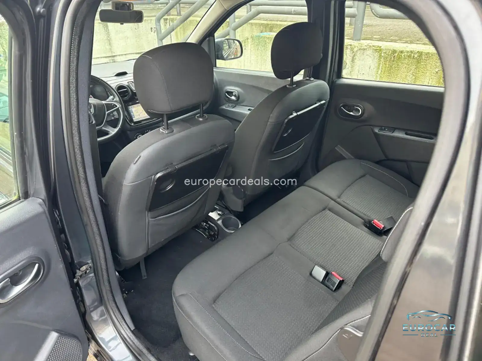 Dacia Lodgy
