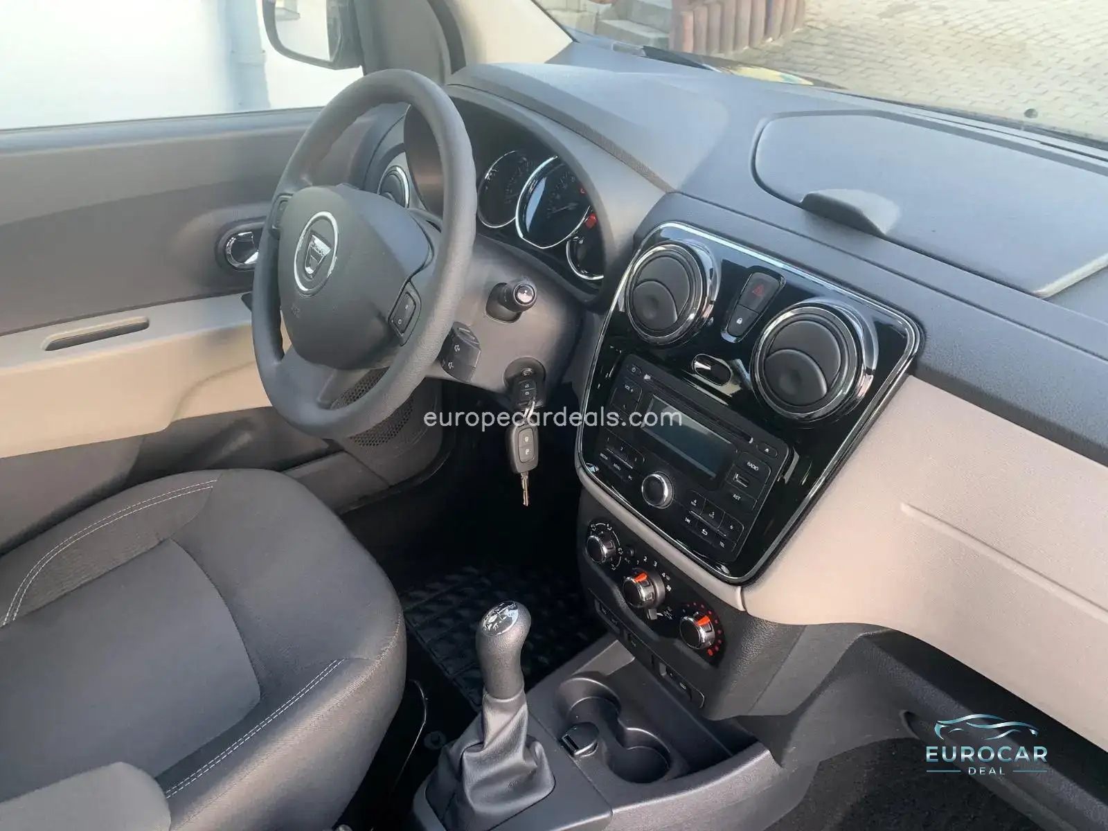 Dacia Lodgy