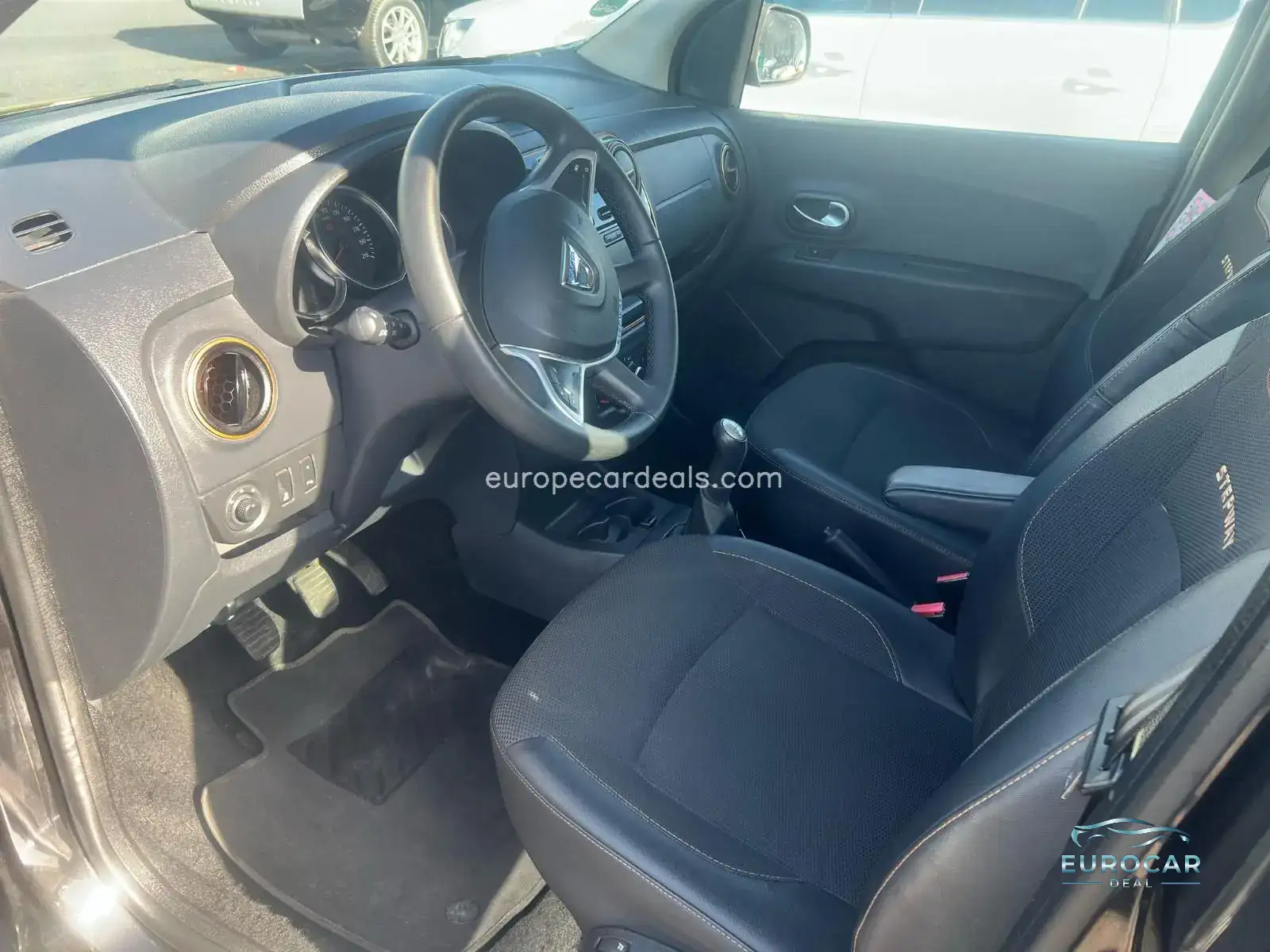 Dacia Lodgy
