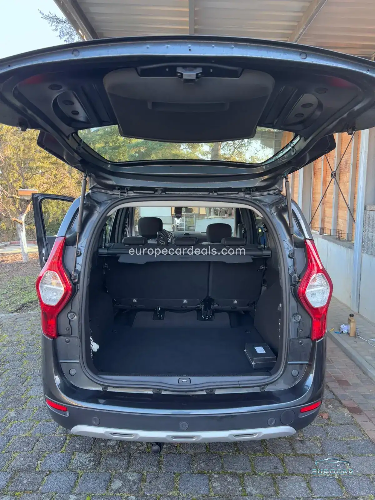 Dacia Lodgy