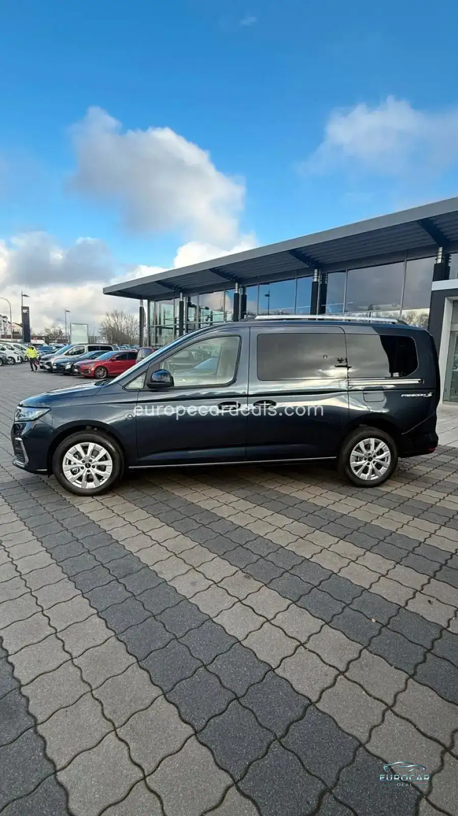 Ford Grand Tourneo