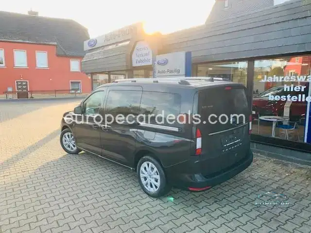 Ford Grand Tourneo
