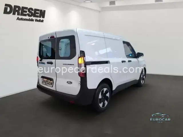 Ford Transit Courier
