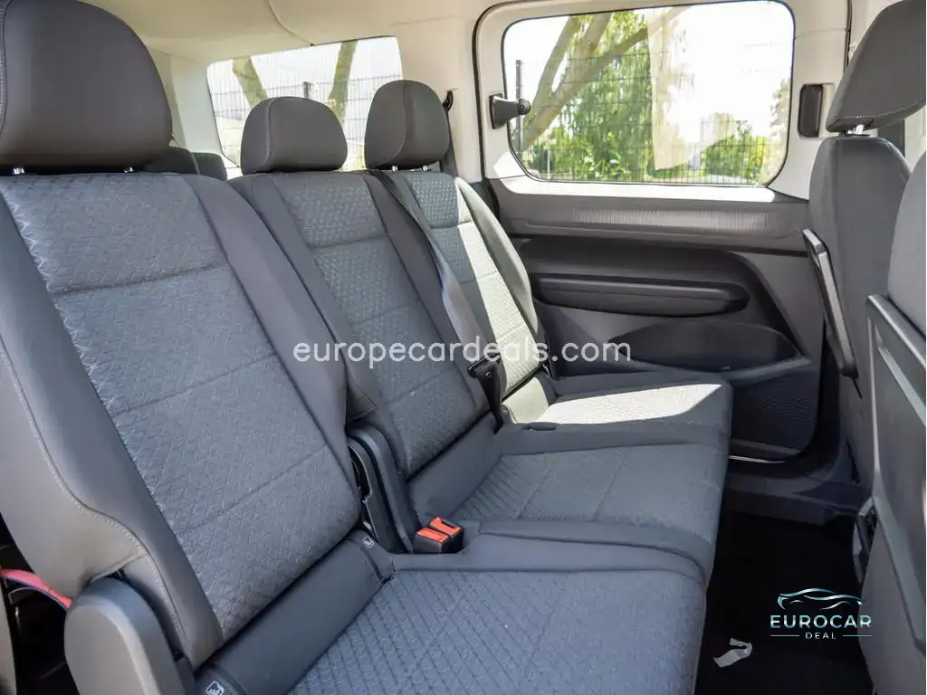 Ford Grand Tourneo