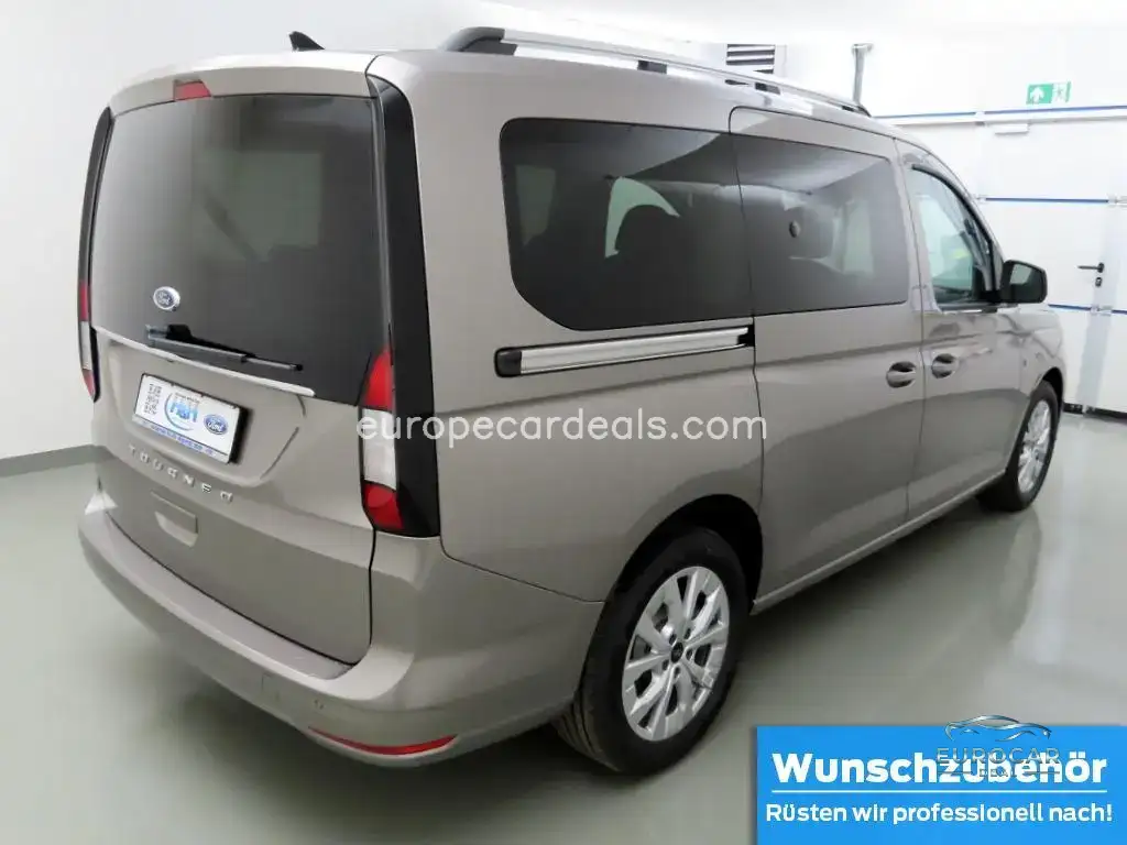 Ford Grand Tourneo