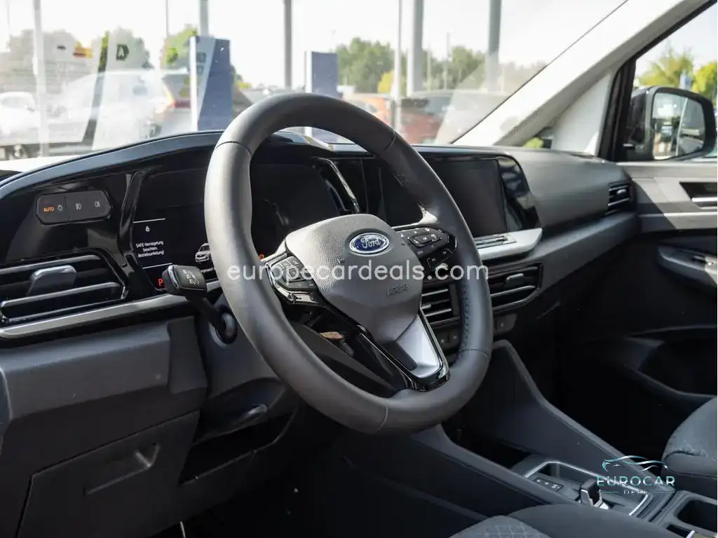 Ford Grand Tourneo
