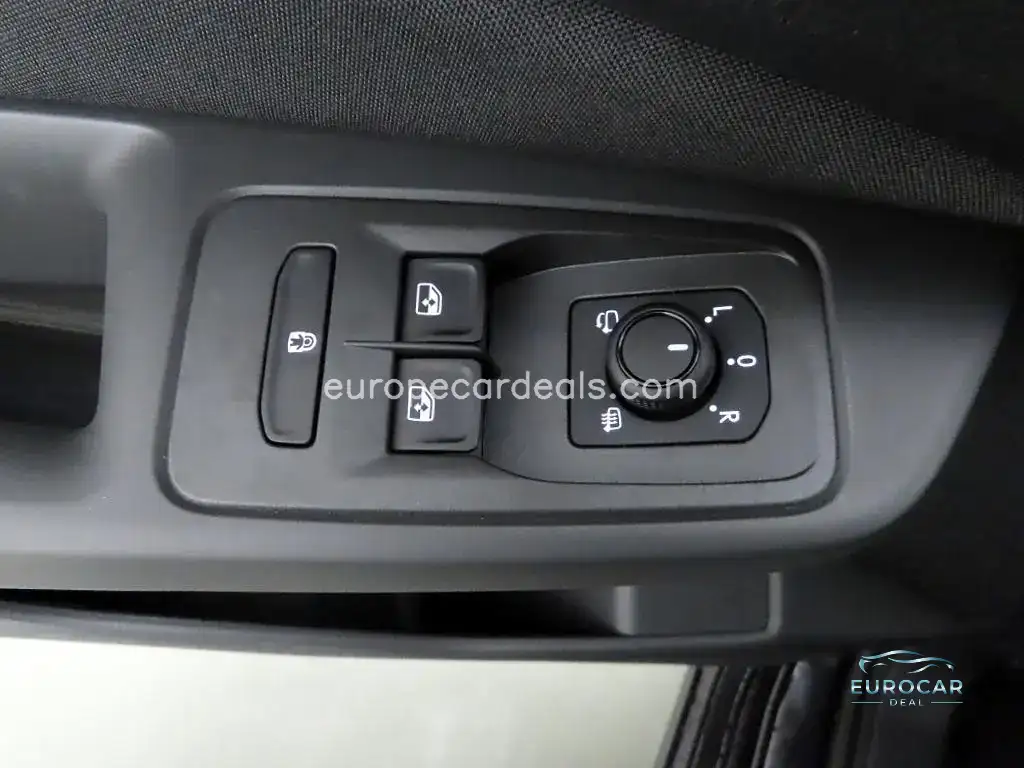 Ford Grand Tourneo