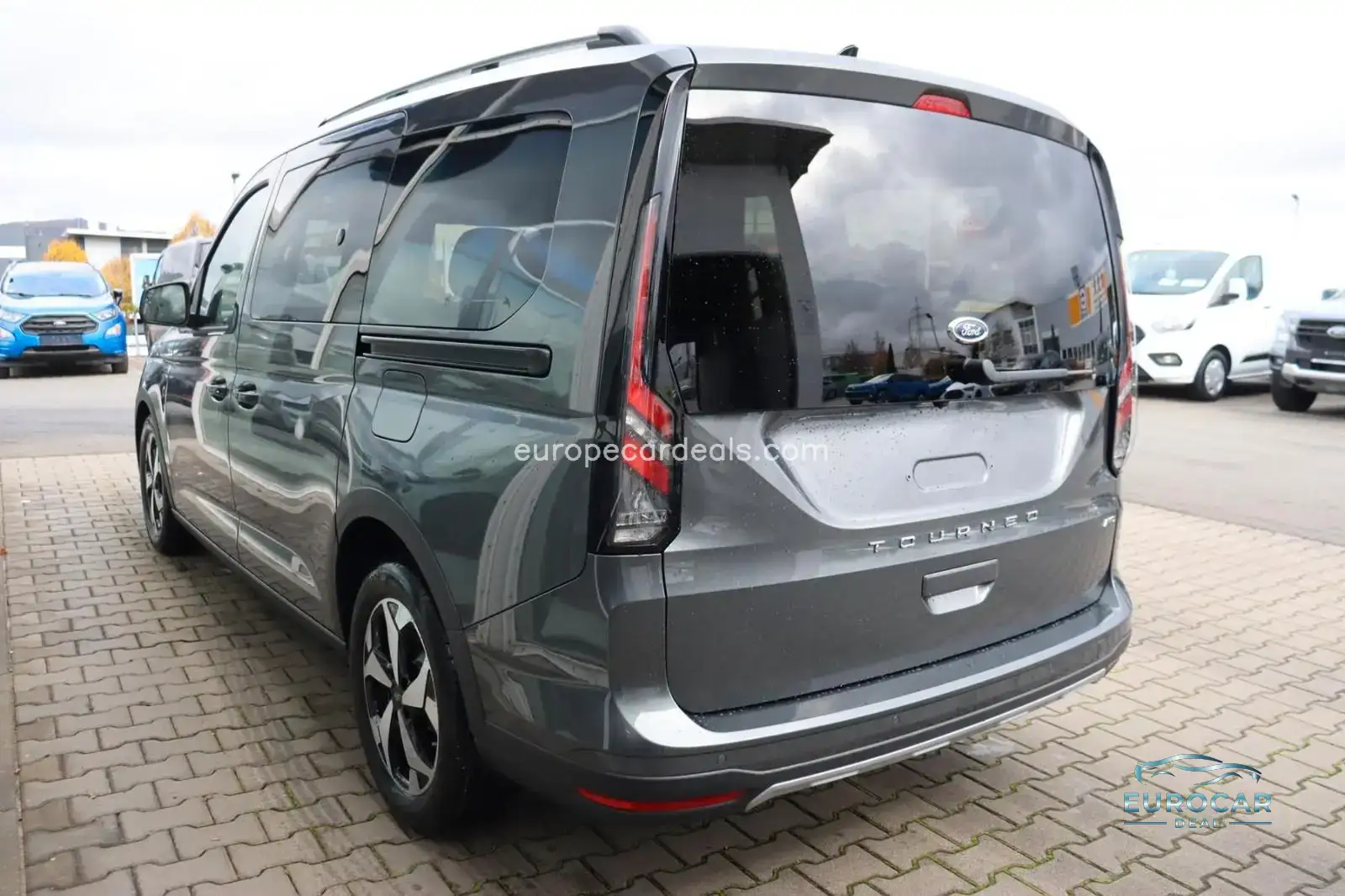 Ford Grand Tourneo