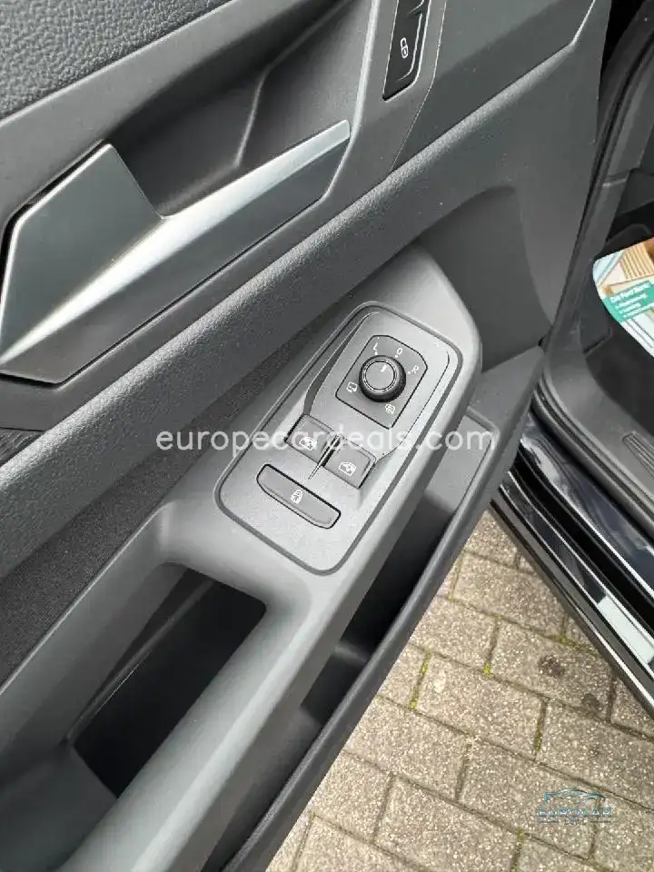 Ford Grand Tourneo