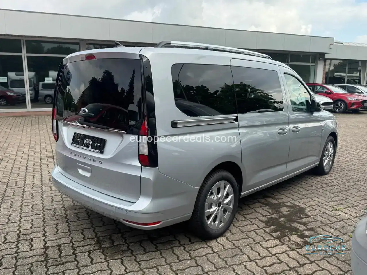 Ford Grand Tourneo