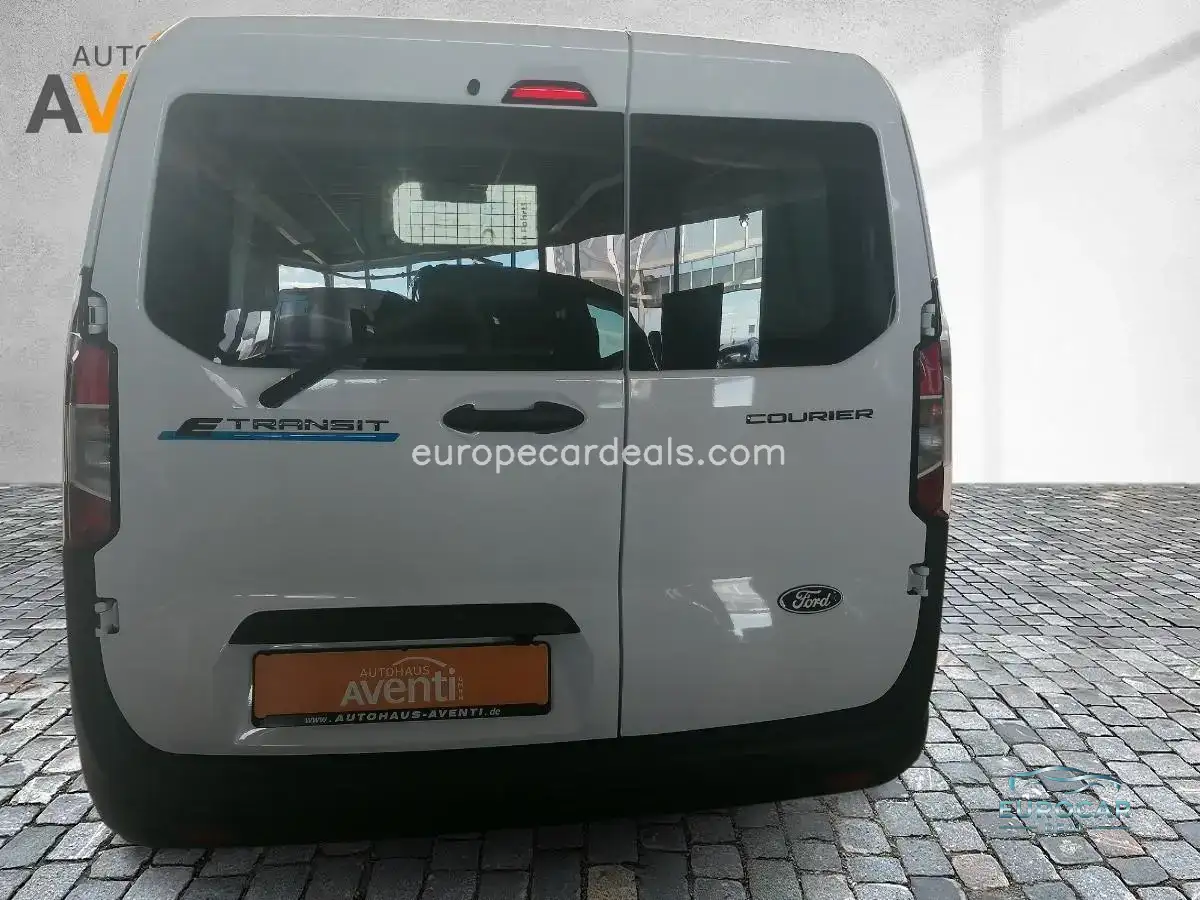 Ford Transit Courier
