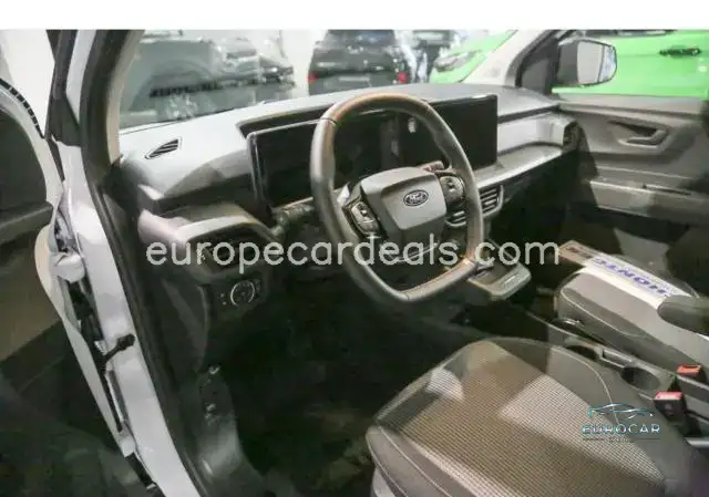 Ford Transit Courier
