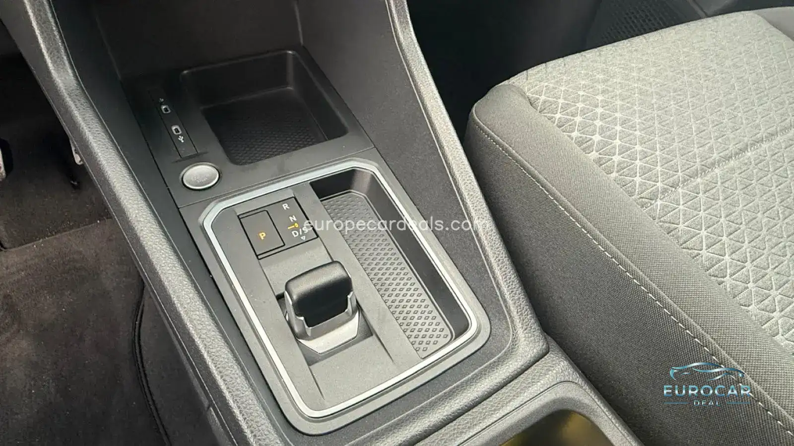 Ford Grand Tourneo