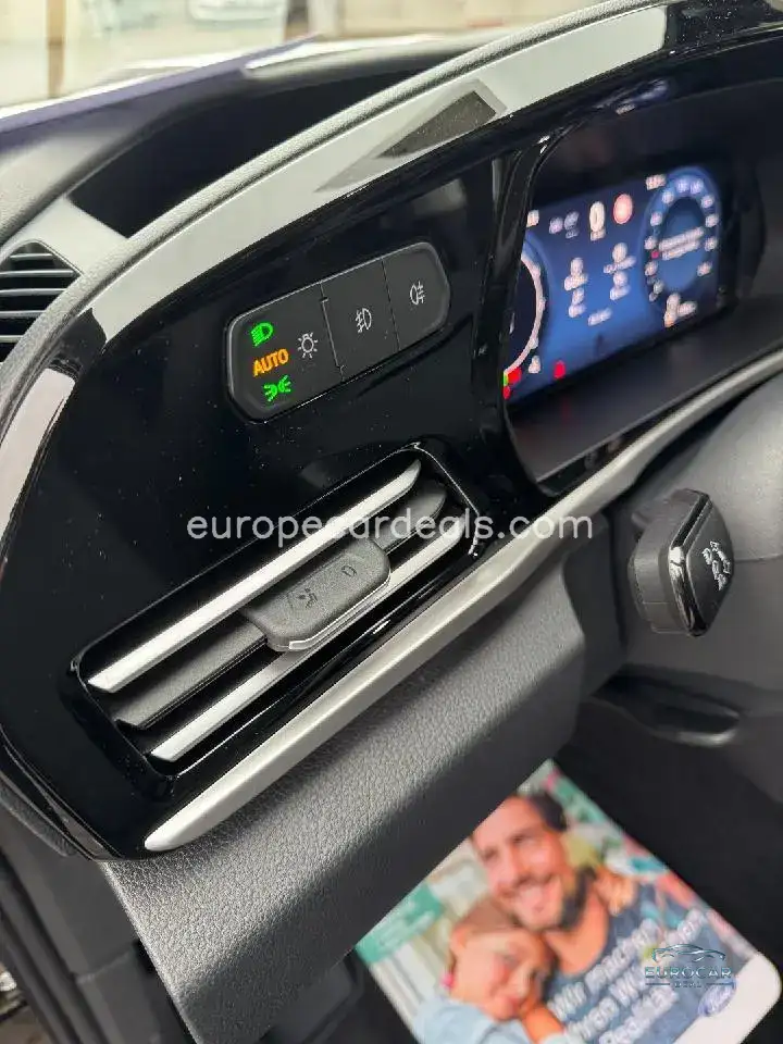 Ford Grand Tourneo