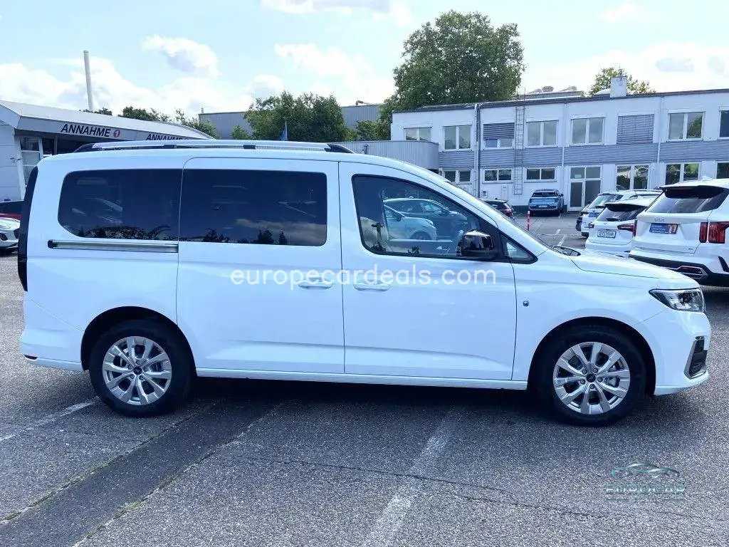 Ford Grand Tourneo