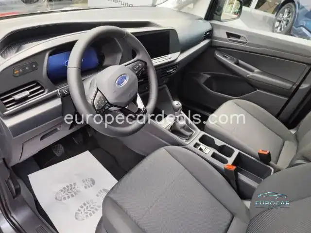 Ford Grand Tourneo