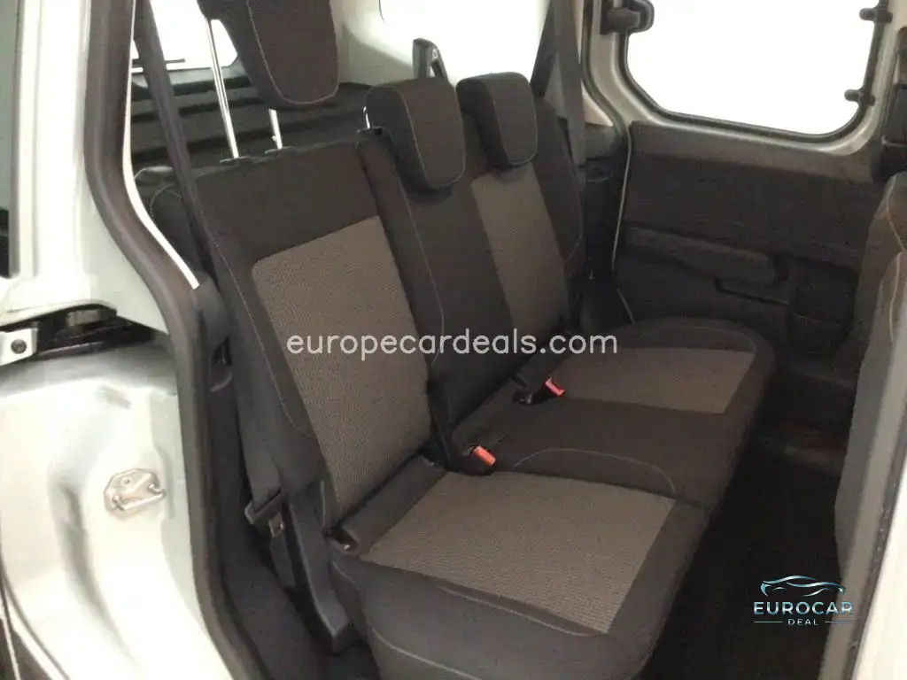 Ford Tourneo Courier