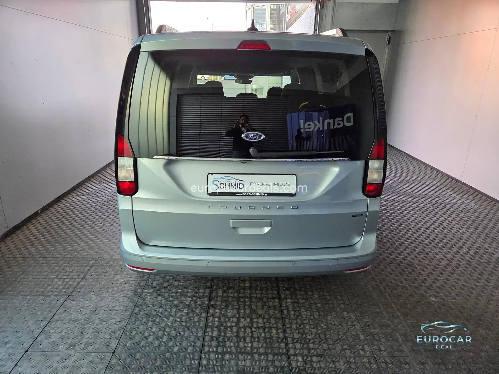 Ford Grand Tourneo