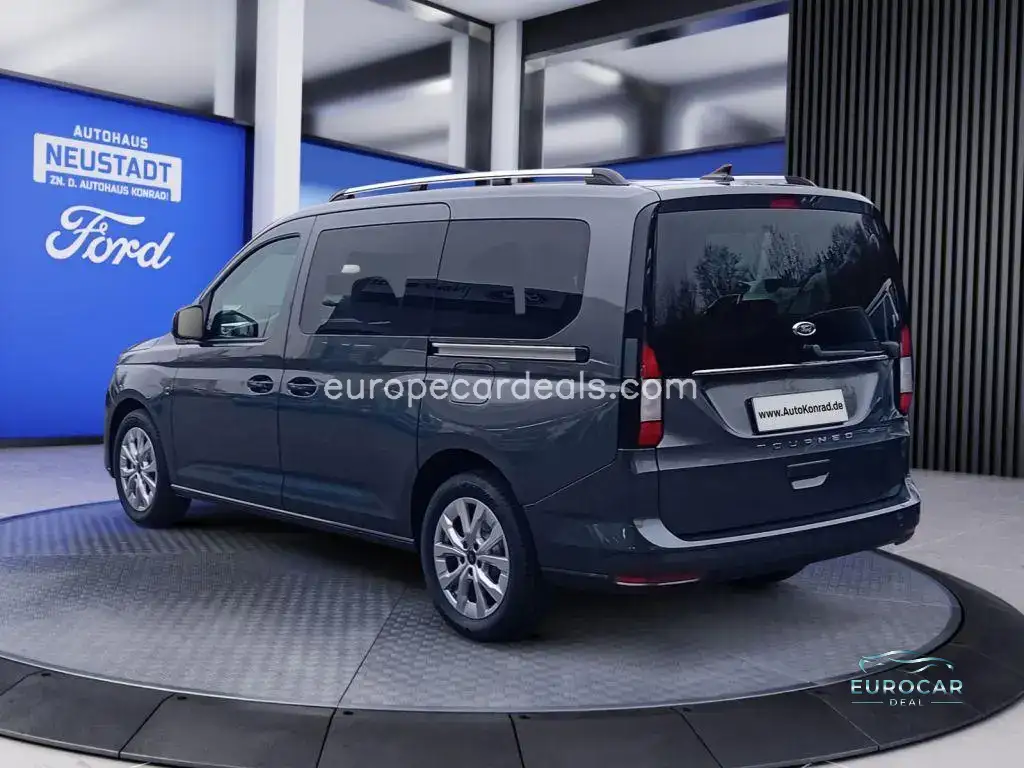 Ford Grand Tourneo