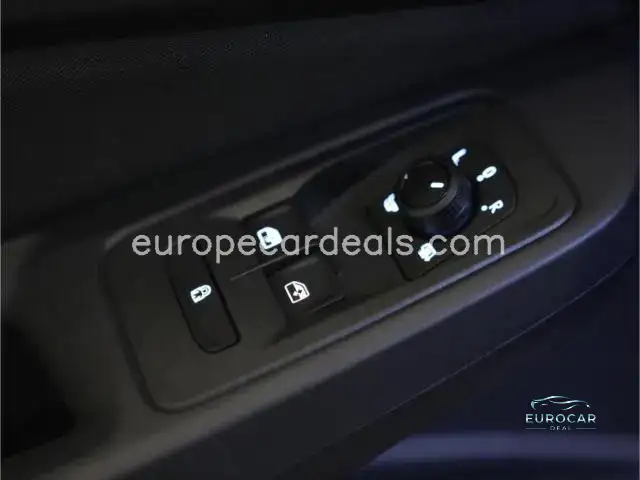 Ford Grand Tourneo