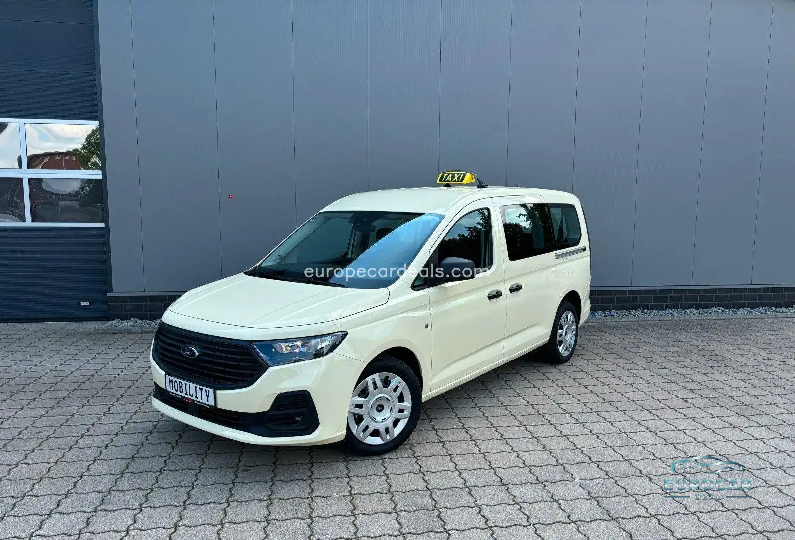 Ford Grand Tourneo