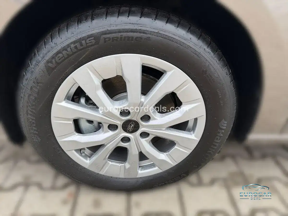 Ford Grand Tourneo