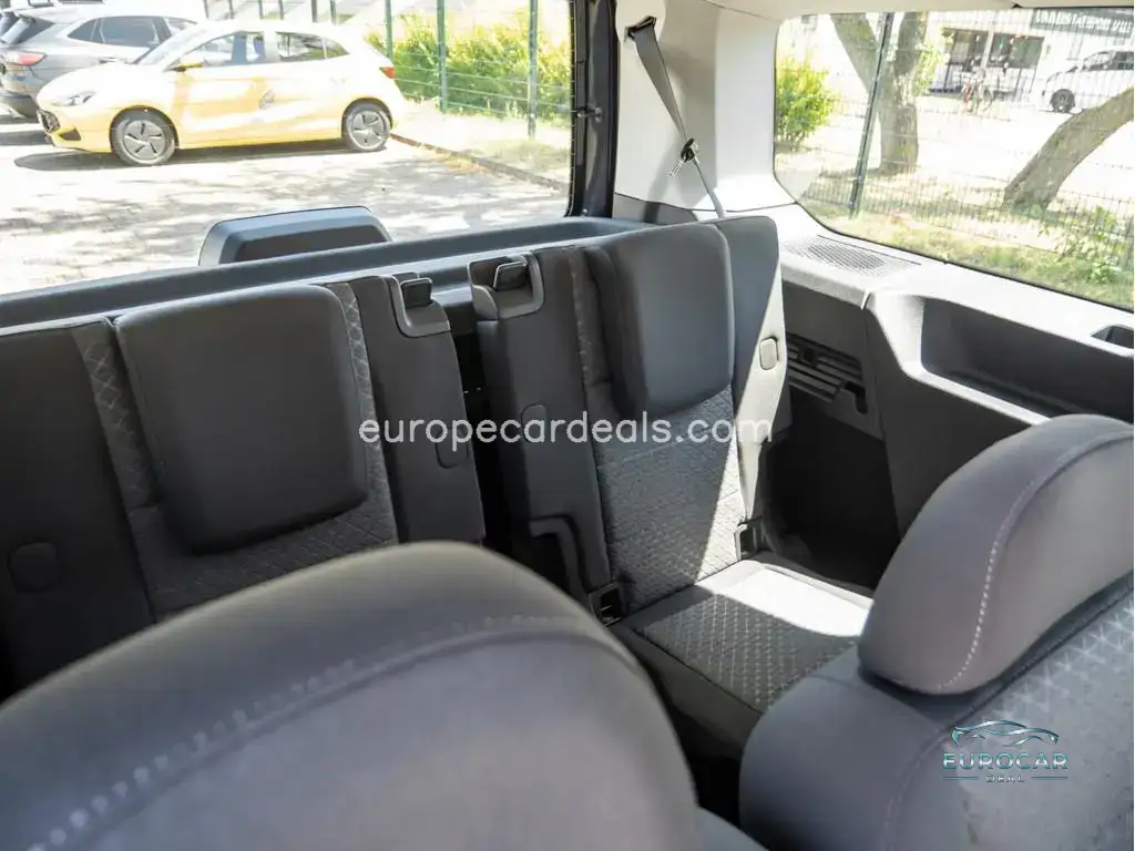 Ford Grand Tourneo