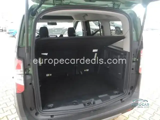 Ford Tourneo Courier
