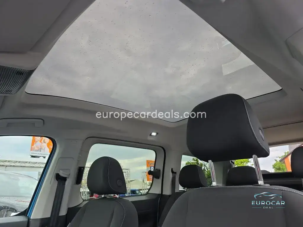Ford Grand Tourneo