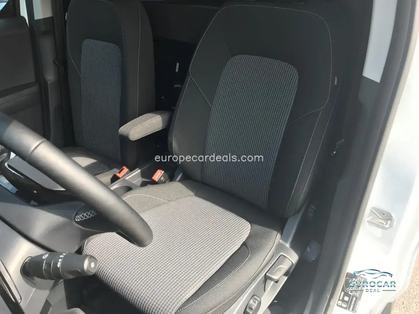 Ford Transit Courier