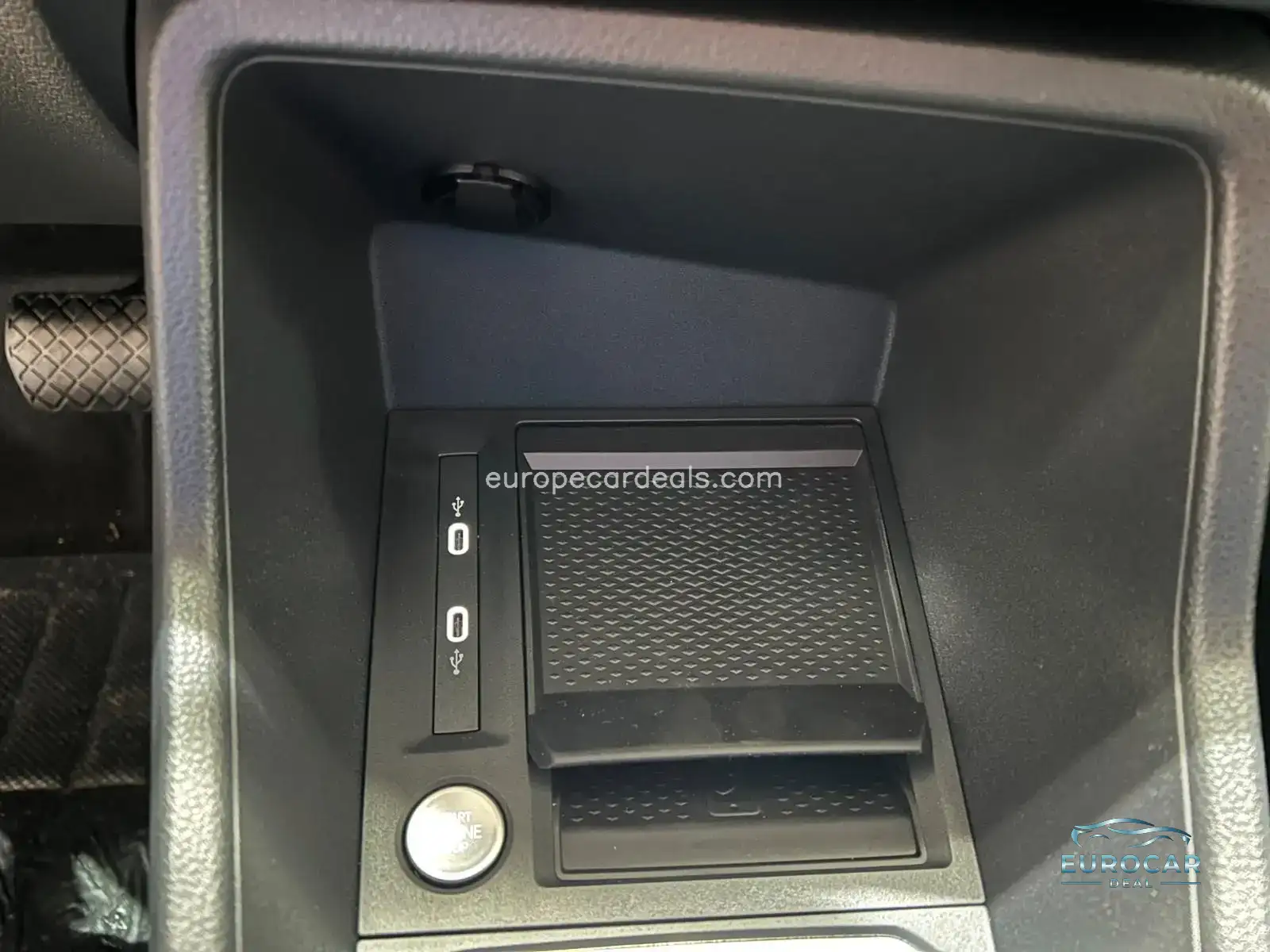 Ford Grand Tourneo
