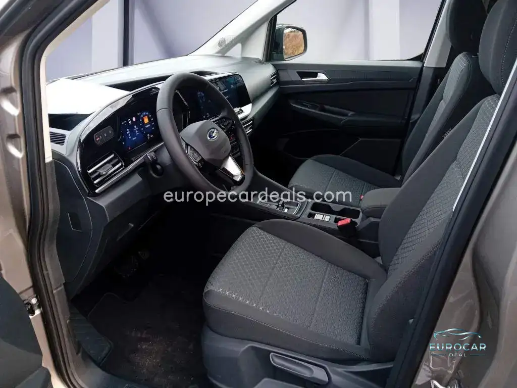 Ford Grand Tourneo
