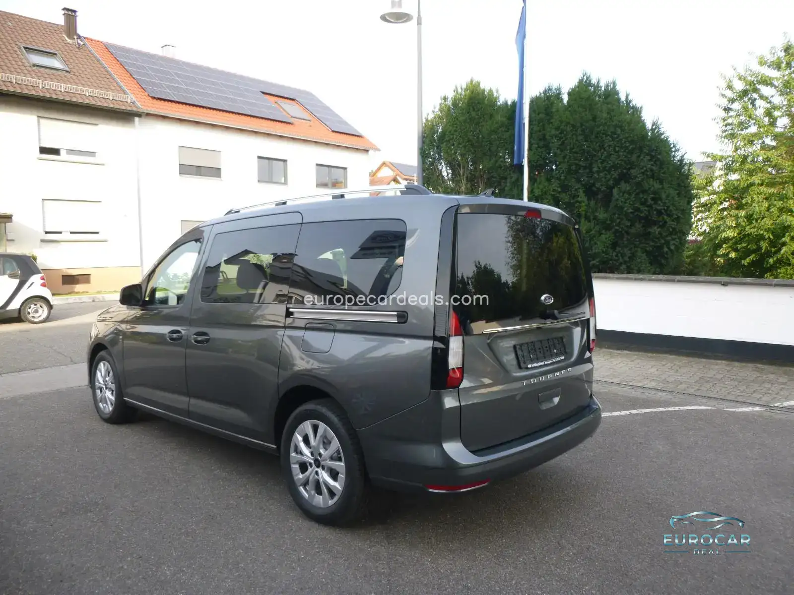Ford Grand Tourneo