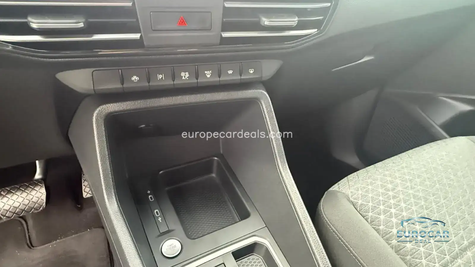 Ford Grand Tourneo