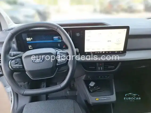 Ford Transit Courier