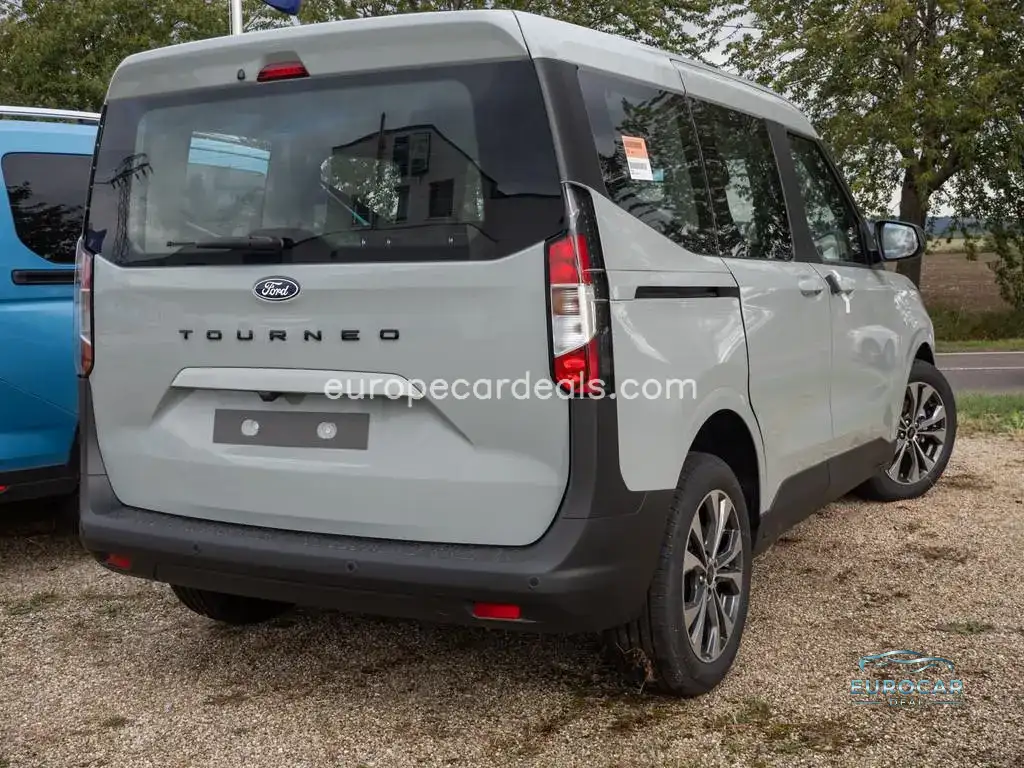 Ford Tourneo Courier