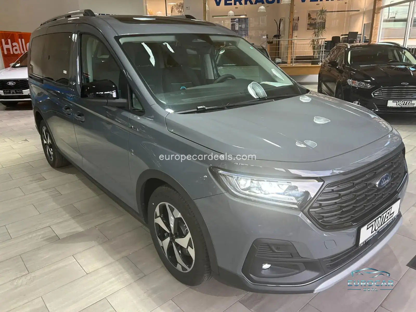 Ford Grand Tourneo