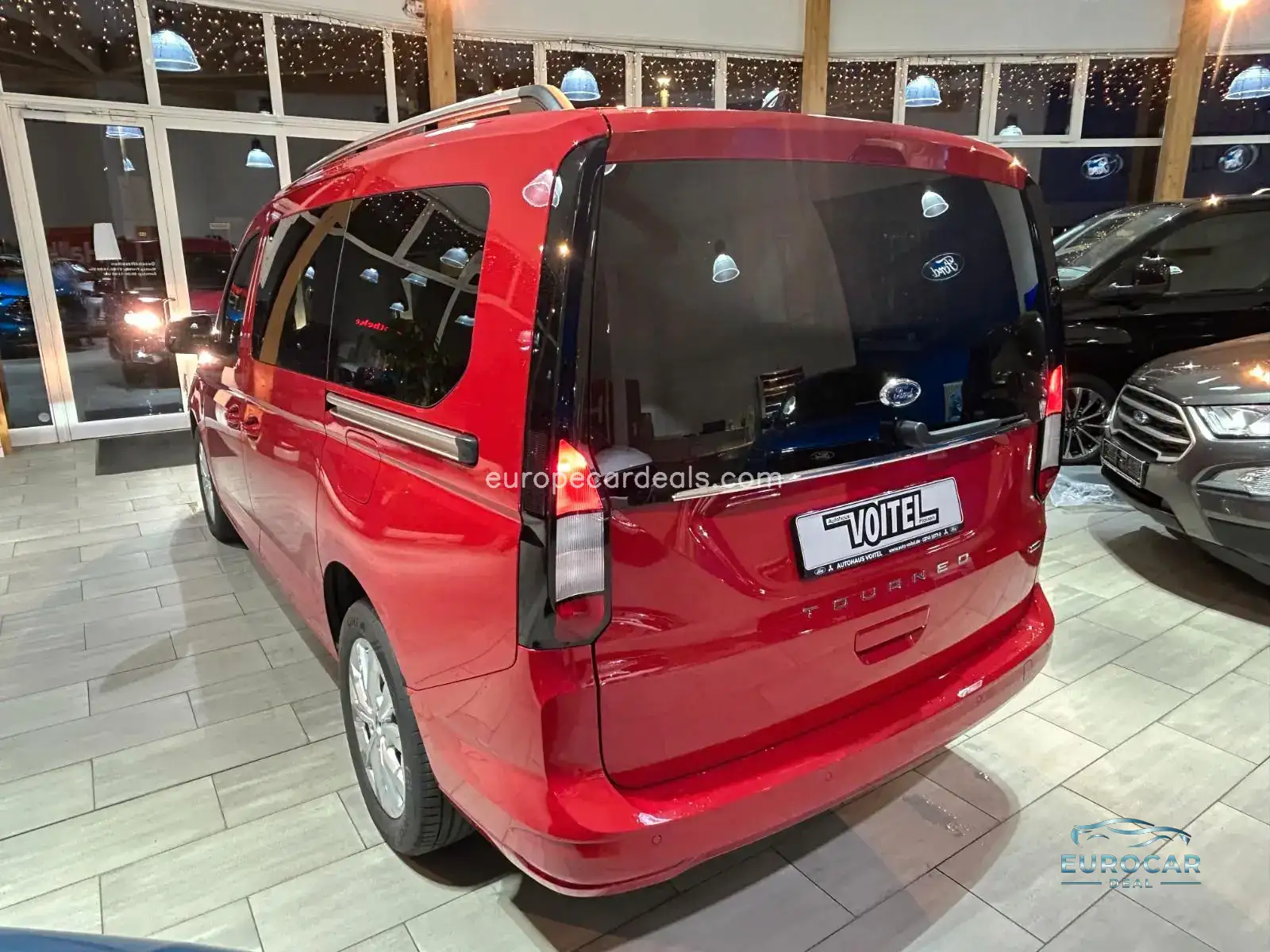 Ford Grand Tourneo