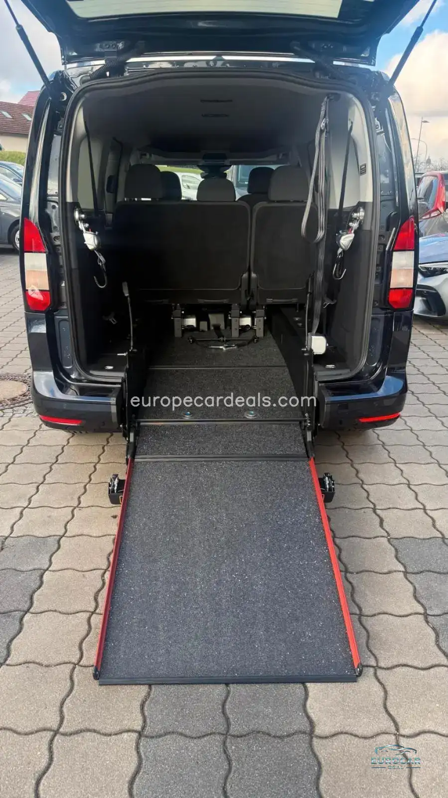Ford Grand Tourneo
