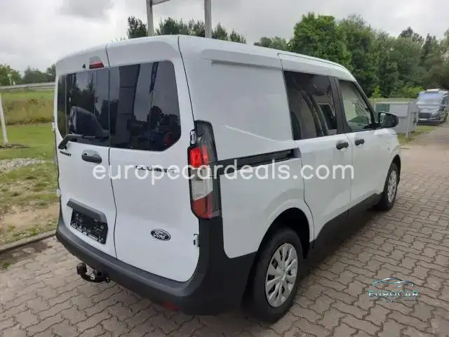 Ford Transit Courier