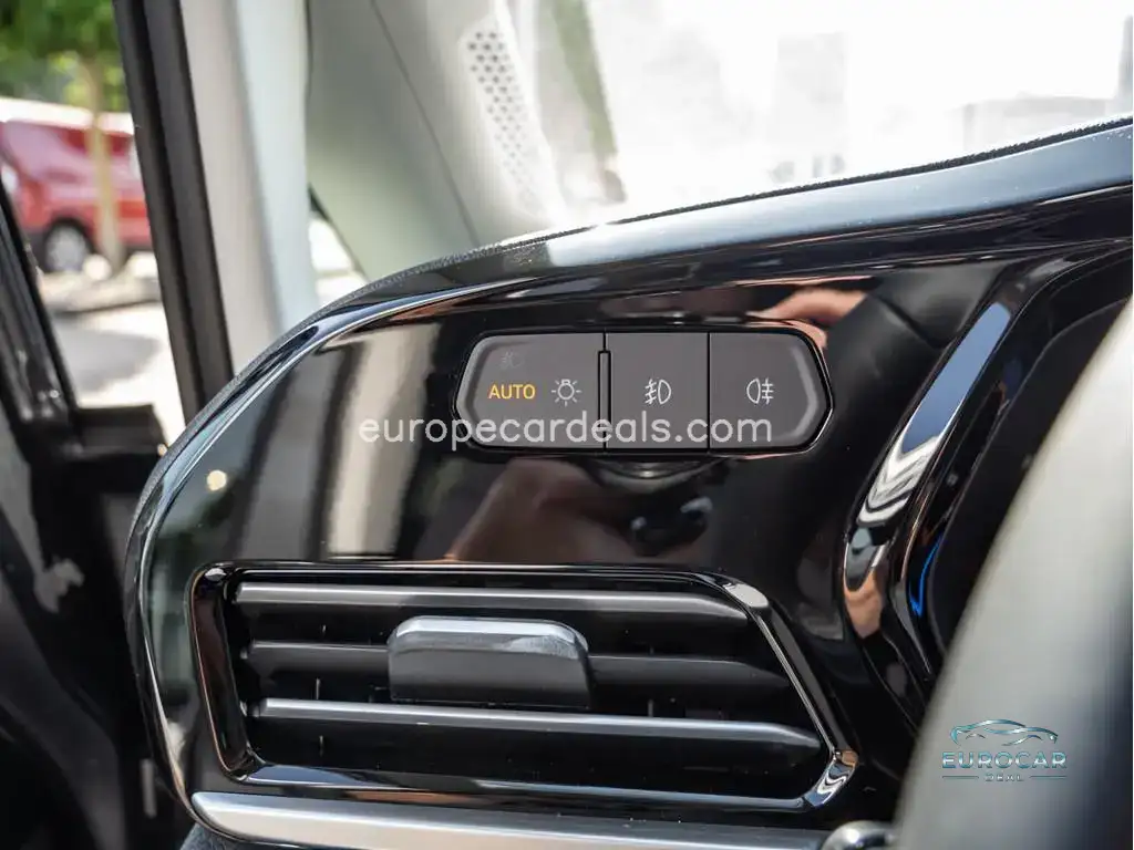 Ford Grand Tourneo