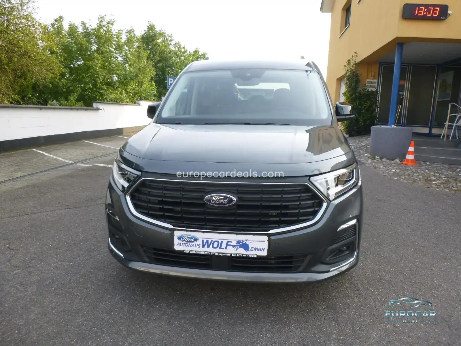 Ford Grand Tourneo