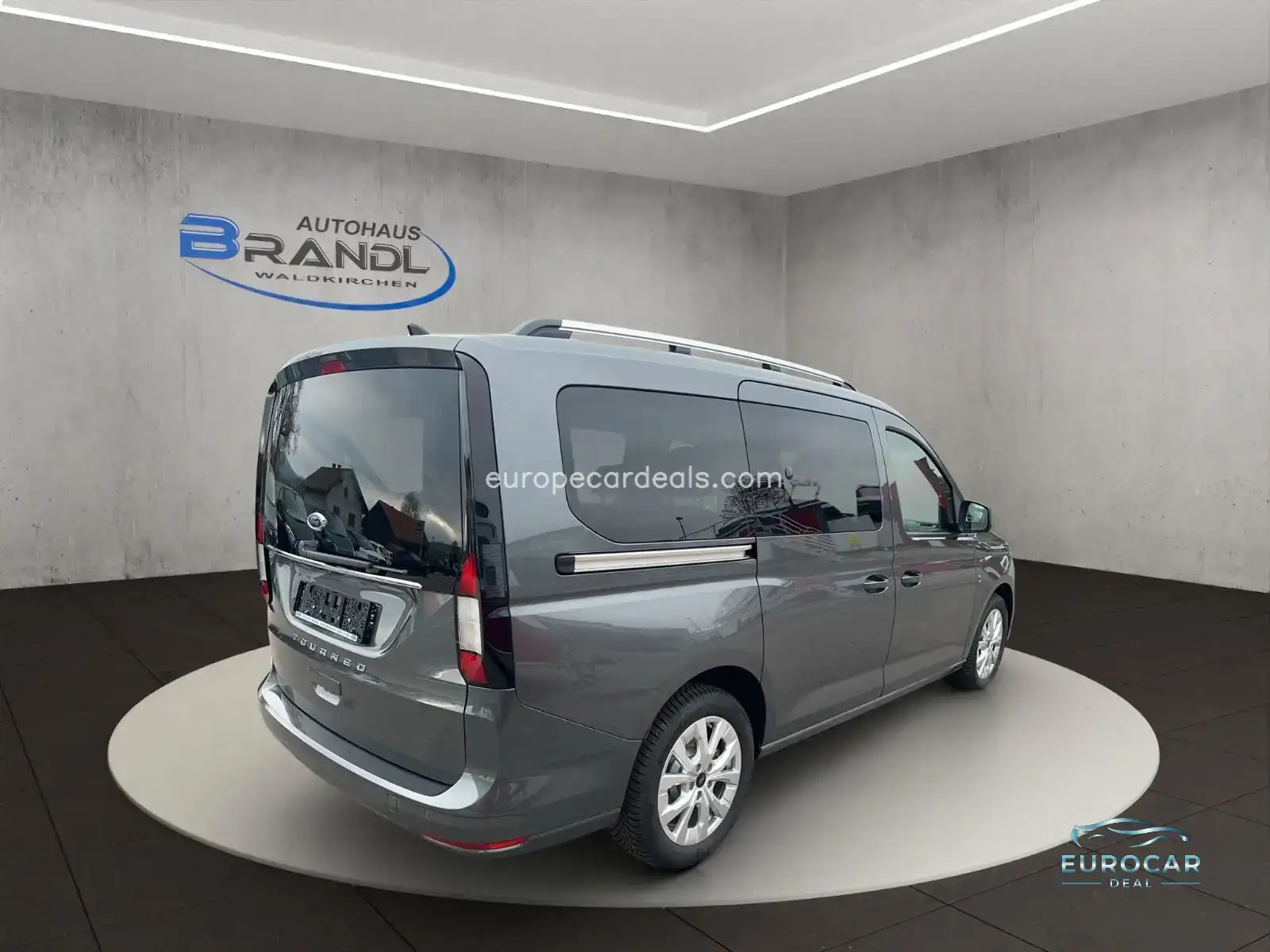 Ford Grand Tourneo