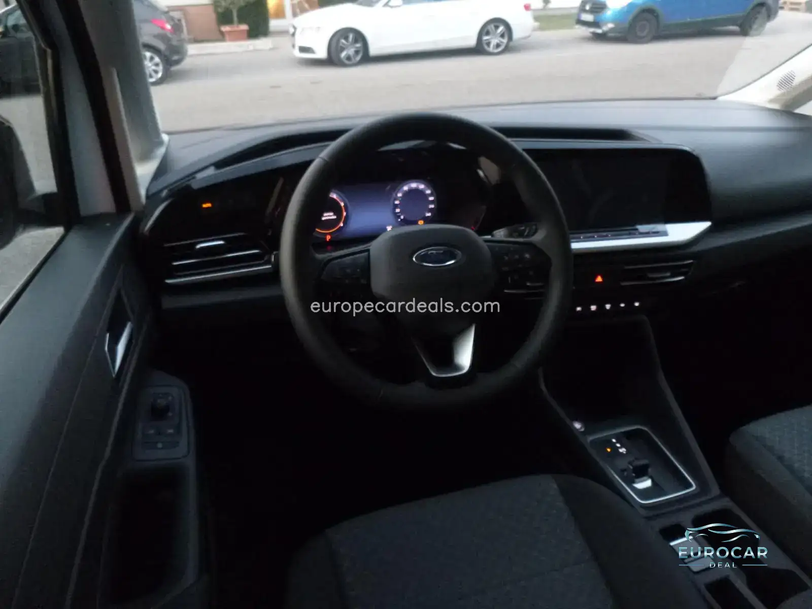 Ford Grand Tourneo